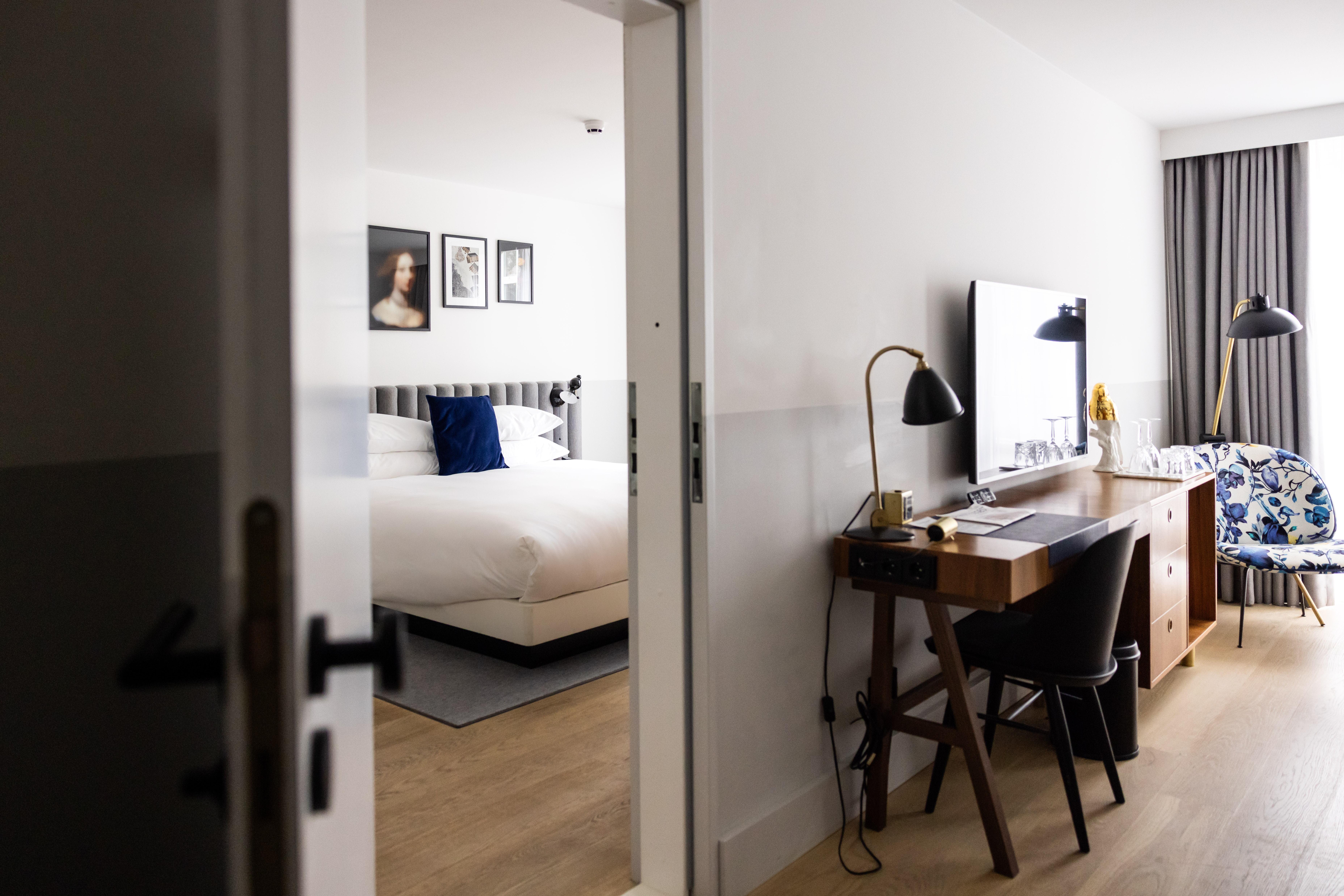 Family Connecting Room 
